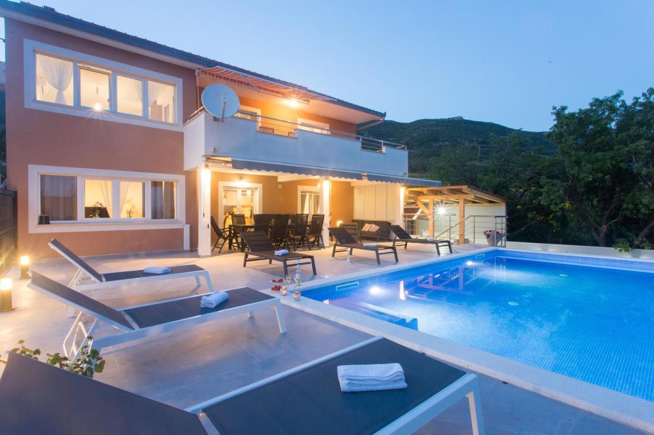 Villa Ivano With Sea&Mountain View Kaštel Stari Kültér fotó