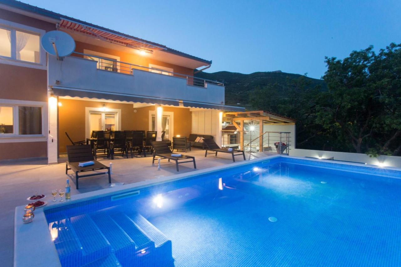 Villa Ivano With Sea&Mountain View Kaštel Stari Kültér fotó